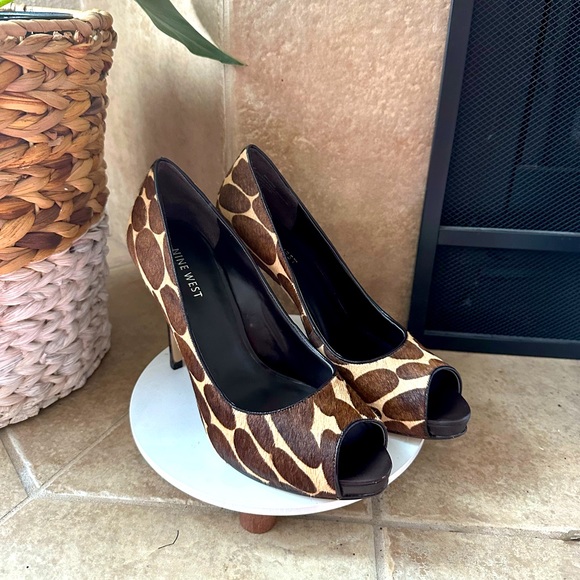 Heels - Picture 1 of 4